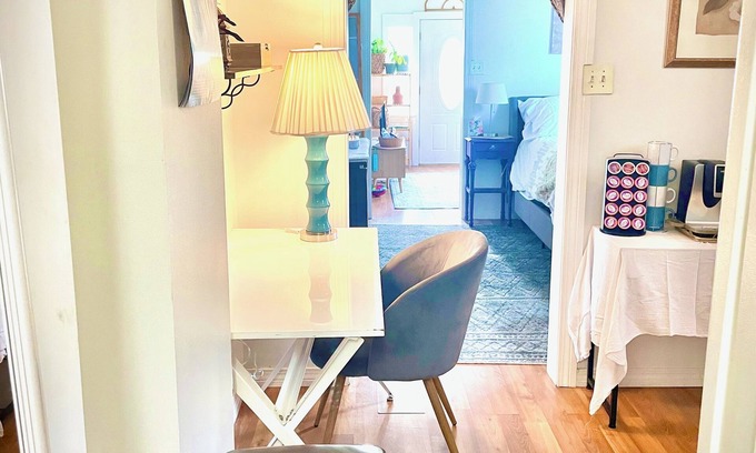 Holy Cross District Casa | A cozy, quiet, spot 7min to the French Quarter and 2 blocks from the River.