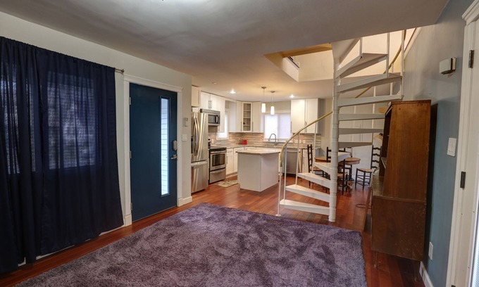 Colesville Casa | A cozy renovated house!