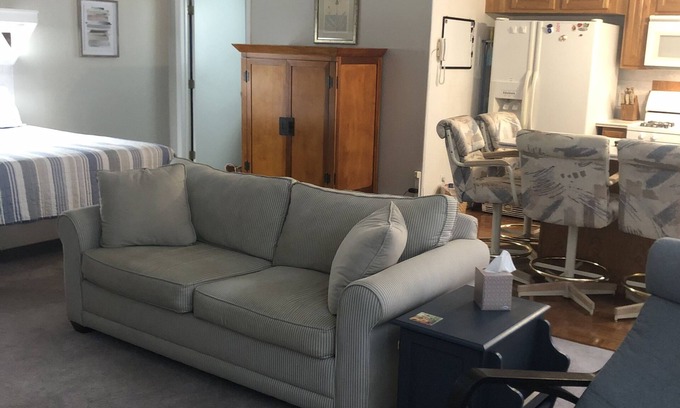 Kershaw Apartamento | Bonito estudio con cocina completa cerca de CMP-racing SCCA, NASA y carreras de motos deportivas