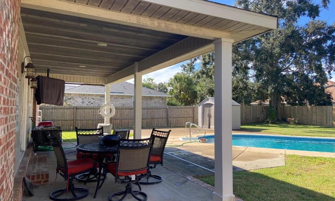 Long Beach Casa | A Day To Play