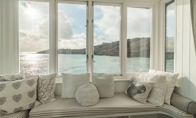 Coverack Casa | Un escape junto al mar ideal para disfrutar de la belleza de la costa de Cornualles.