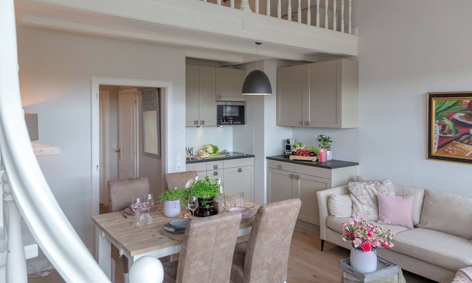 Keitum Apartamento | A dreamlike nest for your vacation - Birdie in picturesque Keitum.