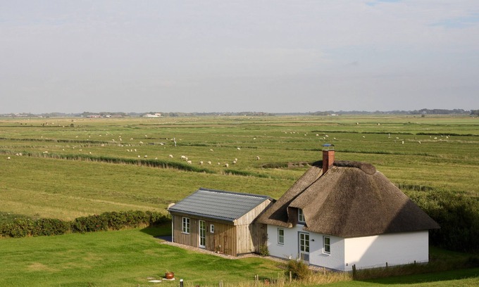 Westerhever Casa | Excelente, junto con tejado de paja en el mar cerca de St. Peter-Ording
