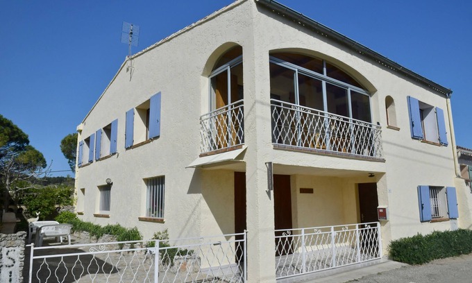 Saint-Julien-de-Peyrolas Casa | A POCOS MINUTOS DE LA CASA DE VACACIONES GORGES DE L'ARDECHE PARA 10 PERSONAS