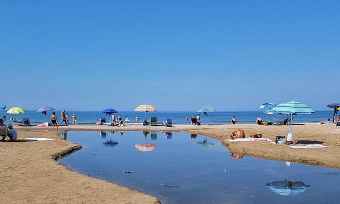 Mondragone Apartamento | A FEW STEPS FROM THE SEA!