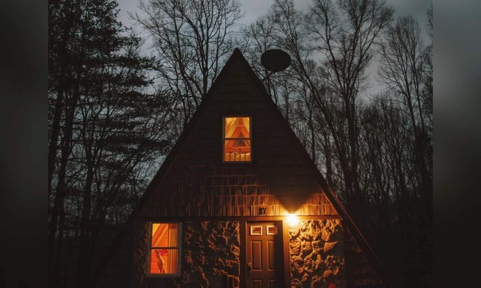 Logan Cabina | A-Frame # 7 | Colinas de Hocking
