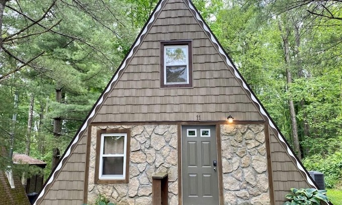 Logan Cabina | A-Frame # 11 | Colinas de Hocking