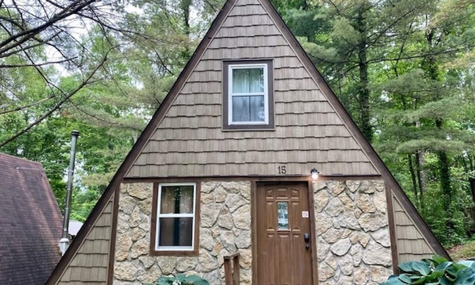 Logan Cabina | A-Frame # 15 | Colinas de Hocking
