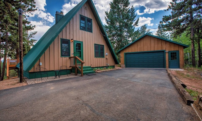 Woodland Park Chalet De Esquí | A-Frame Above the Clouds w/Rare Views on 1.5 acres