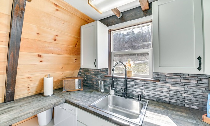 Stamford Cabina | A-Frame Catskills Cabin w/ Scenic Views + Hot Tub!