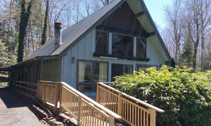 Newland Chalet De Esquí | ¡Momentos especiales en las montañas en el TLC!