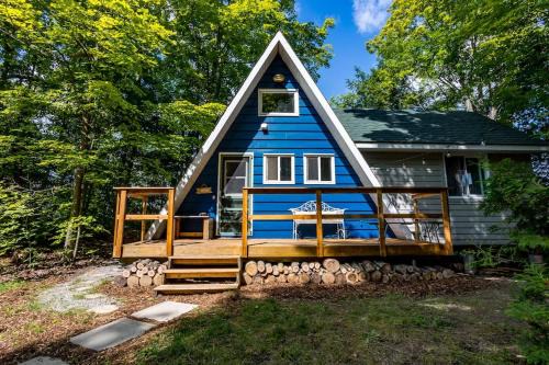 Leeds and the Thousand Islands Casa | A-frame Cottage Lakeside, Charleston lake