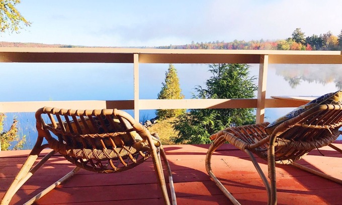 New Vineyard Casa | A-Frame North - Lakeside Retreat en Porter Lake