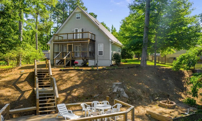 Trimble Casa | "A-Frame of Mind" -Close to Smith Lake Park , Drifters Restaurant, Downtown Cullman