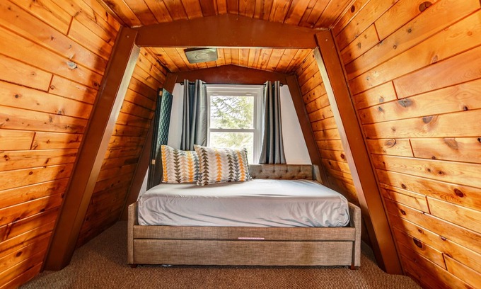 Diamond Valley Cabina | A Frame Retreat - Prescott Cabin Rentals