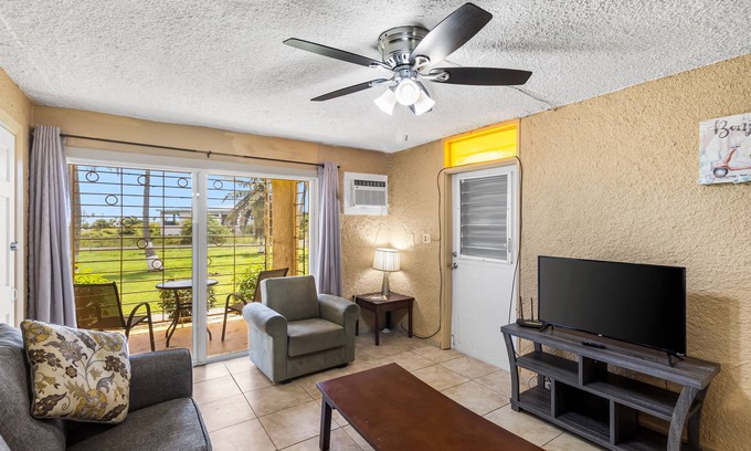 La Grande Princesse Condominio | A Getaway To A Getaway 1 Bedroom Condo by RedAwning