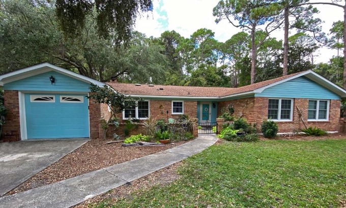 Jekyll Island Casa | A GUST A WIND home