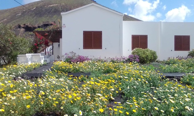 Tahiche Cabaña | Un remanso de paz muy bien comunicado con toda la isla.