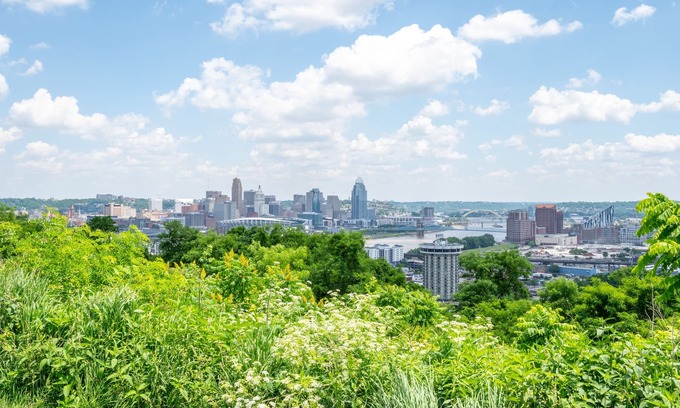 Park Hills Condominio | A historic home in the heart of Park Hills
