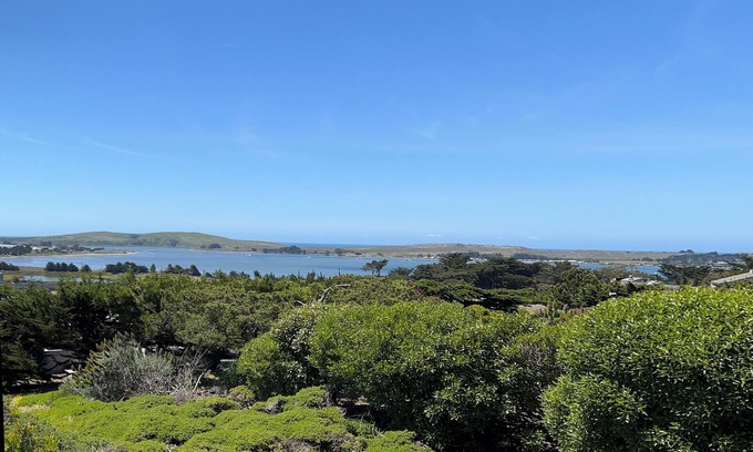 Bodega Bay Casa | A House With a Panoramic View of The Bay