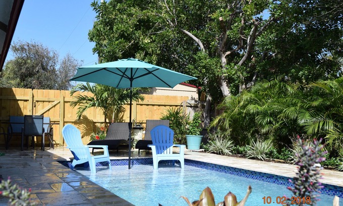 Tropic Isle Villa | $$ VENTA-abril-septiembre-MUY PRIVADO-Todo NUEVO Pool-2 LUJO Master Suites-Beach-5 Blks