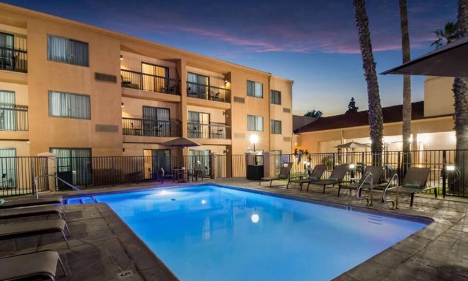 Downtown Village Casa | A Journey to Remember at Huntington Beach! Hotel w/ Fitness Center, Paws Welcome