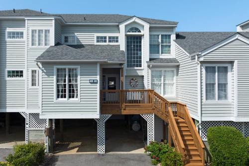 Manteo Casa | A Joyful Sound
