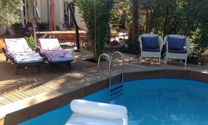 Hyeres City Centre Casa | A l'ombre du cedre