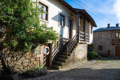 Montezinho Casa | A Lagosta Perdida