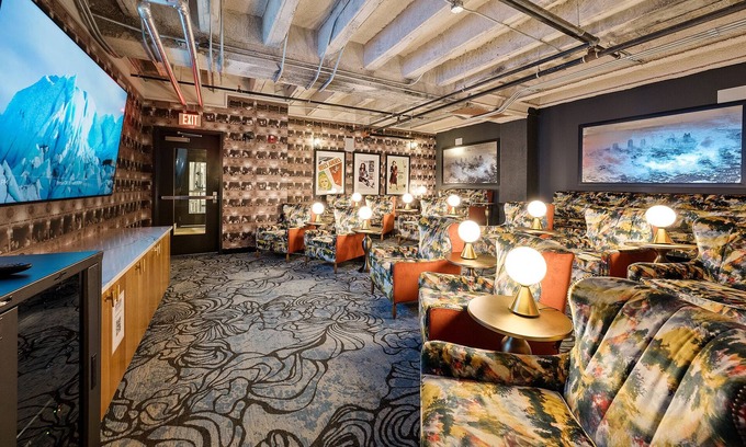 Crossroads Arts District Condominio | A Lavish Retreat, Perfect for Sports Enthusiasts Visiting Arrowhead Stadium 339