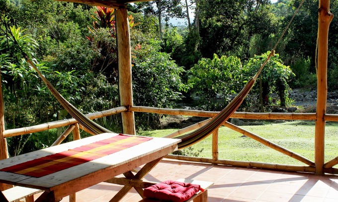 La Suiza Casa | Un pequeño paraíso natural - 100.000 m² finca tropical - aves tropicales - WiFi