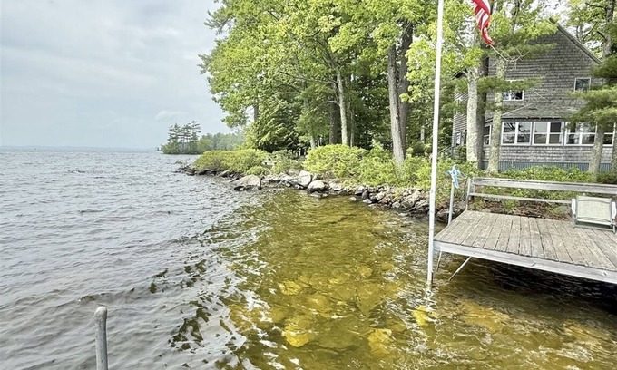 South Casco Cabina | A LOT OF FRONTAGE ON SEBAGO LAKE.