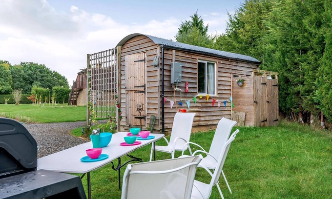 Abbess Roding Cabaña | Alojamiento de 1 habitaciones en Ashford