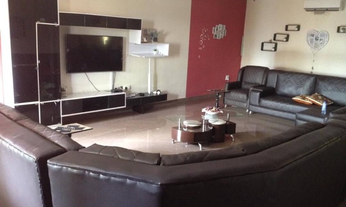 Agona Swedru Casa | Una lujosa casa de vacaciones lejos de casa