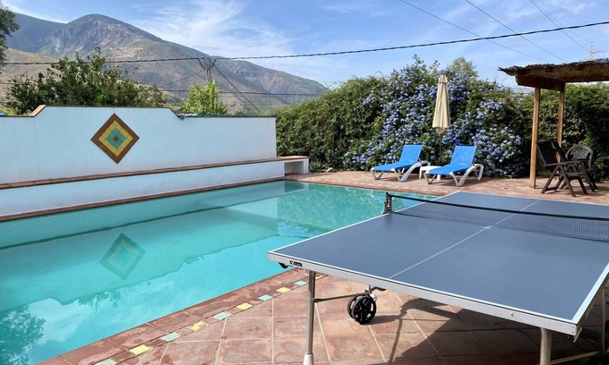 Orgiva Cabaña | A luxurious mountain retreat with private terrace, bbq & pool