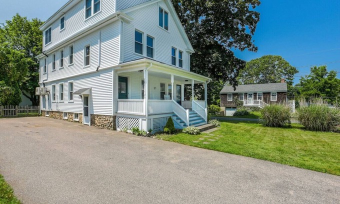 West Mystic Apartamento | A Luxurious Retreat in Mystic Ct