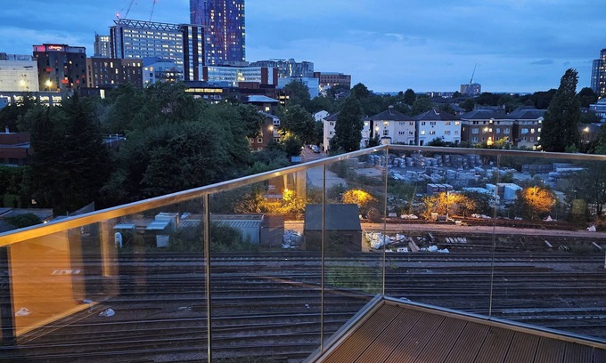 Addiscombe Apartamento | A Luxurious, Ultra Modern and Stylish 2 Bedroom Apartment With Free Wifi and Tv