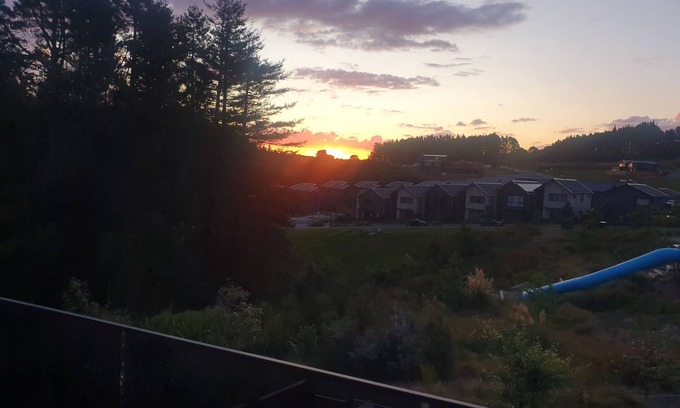 Orewa Casa | A magic place for this summer , a very peacefull place , 5 min to Orewa beach .