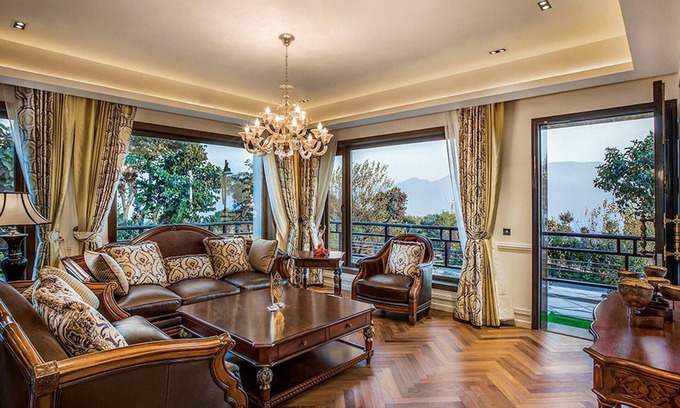 Haridwar Villa | Una majestuosa y lujosa villa Rajasi con vista al Ganges de Wanderlust