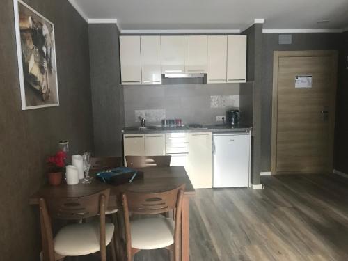 Bakuriani Apartamento | A Modern Suite Close to Gondola Ski Lift