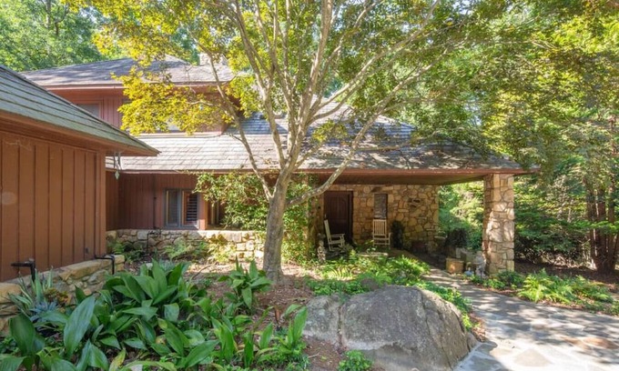 Chapel Hill Casa | A natural oasis and architectural wonder in Chapel Hill