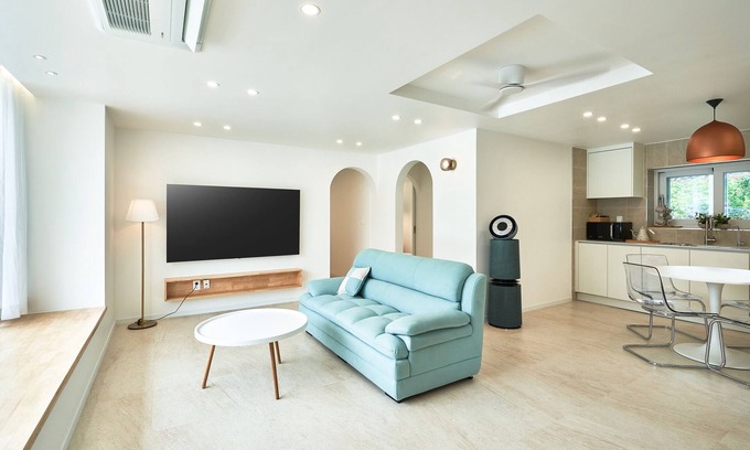 Samcheok Casa | a new beautiful, clean n comfortable pension by the coasts(opt.bbq)