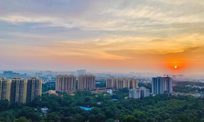 Bengaluru Apartamento | A Night in PÂRIS on the 31st Floor
