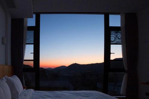 Moganshan Casa | A Period - Chuxiushanju Relaxing and Rejuvenating Hot Spring Accommodation