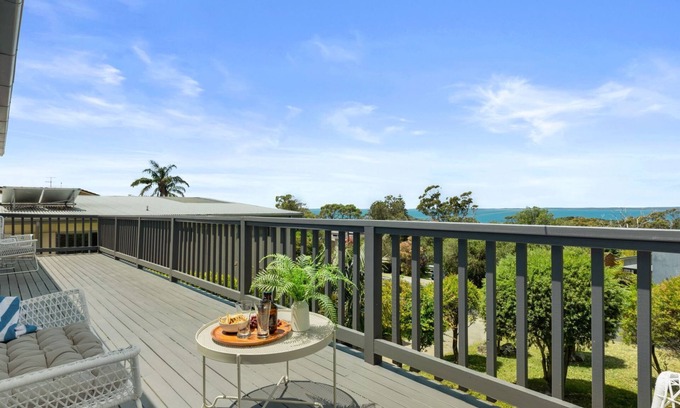 Vincentia Casa | A Pets Paradise by Experience Jervis Bay