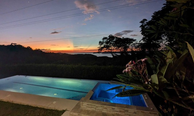 Papagayo Casa | A place to relax and connect with nature