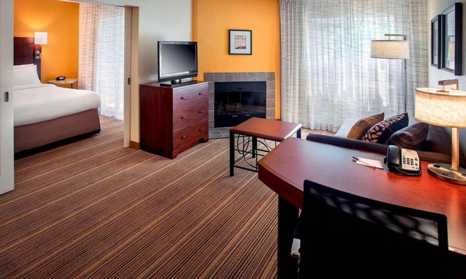 Westborough Casa | A Place You''ll Surely Enjoy! Free Parking, Pets Allowed, Onsite Swimming Pool