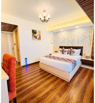 Varanasi Hotel | A Premium Luxury Valley View 'Hotel Broadway Boutique Mall Road Darjeeling' - Near Chowrasta And Chauk Bazar - Prime Location - Best Seller in City