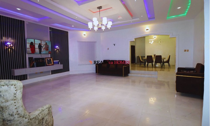 Ife Casa | A Quiet Oasis Close to Nature and Culture