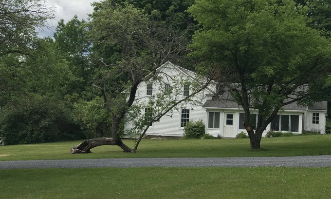 Bennington Otro | A Real Farm Vacation